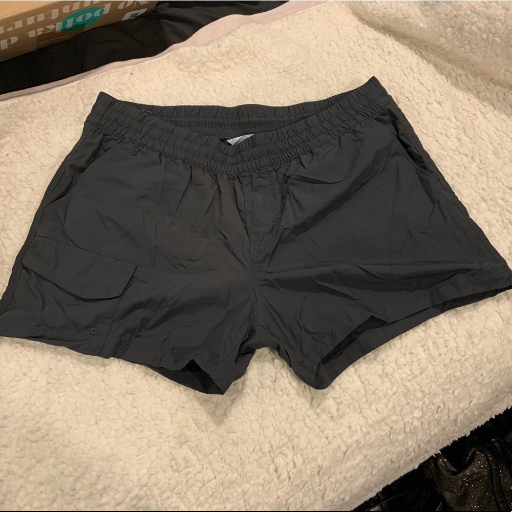 Columbia Sportswear shorts L
